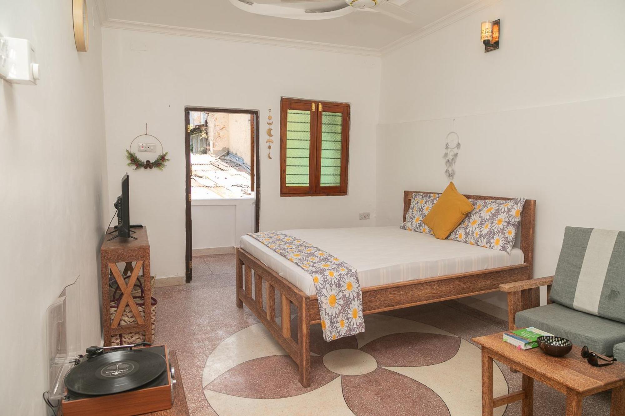 Zanzibar Spice Nest House Hotel Екстериор снимка