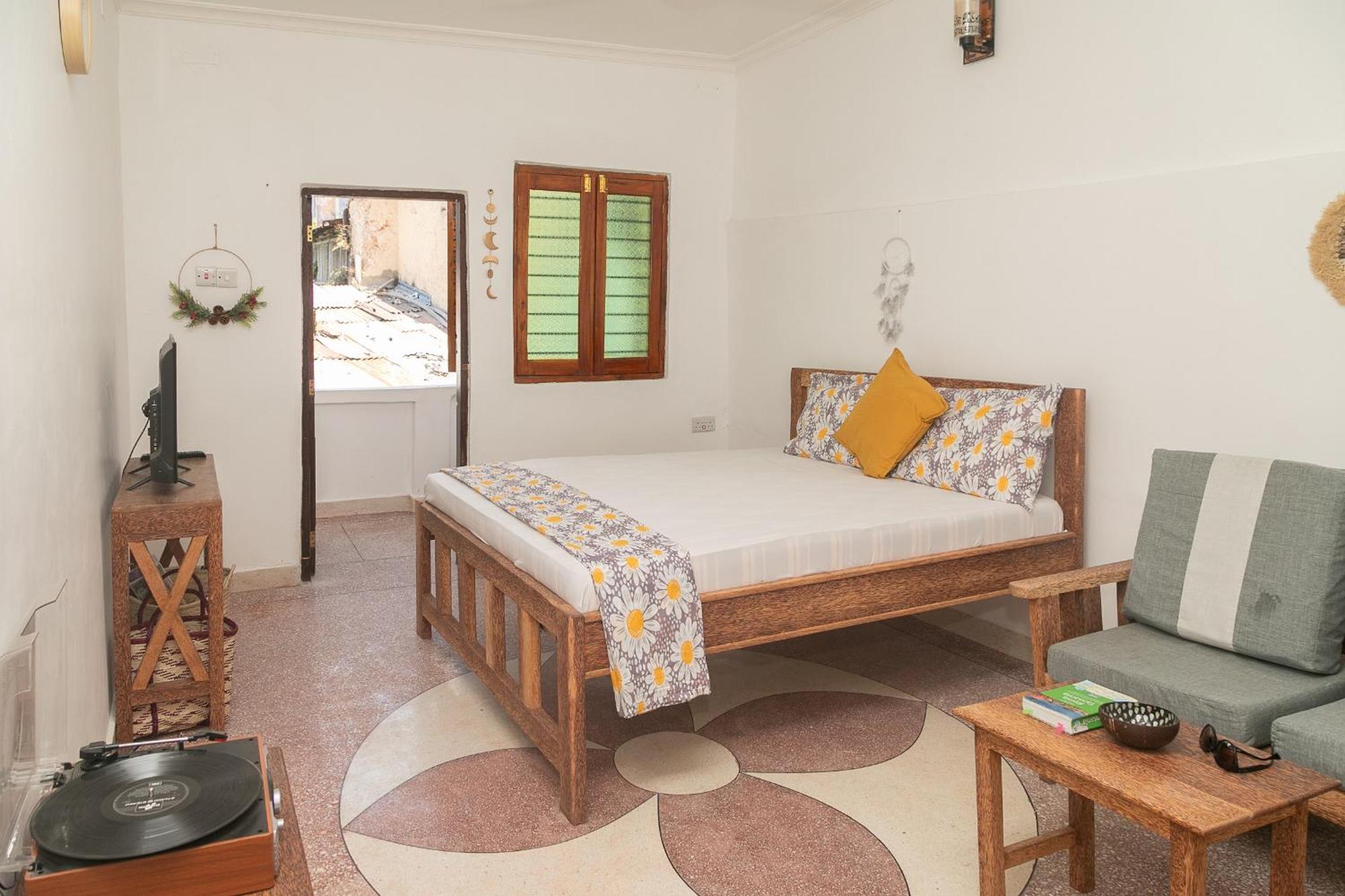 Zanzibar Spice Nest House Hotel Екстериор снимка
