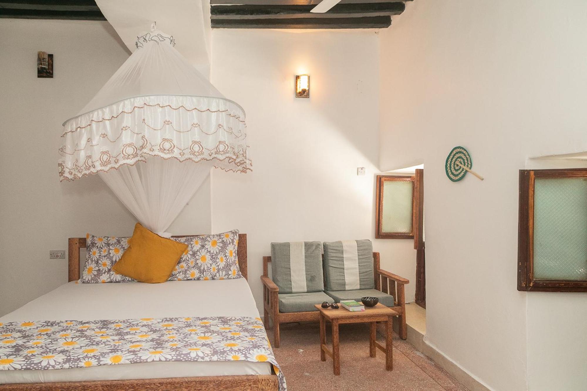 Zanzibar Spice Nest House Hotel Екстериор снимка