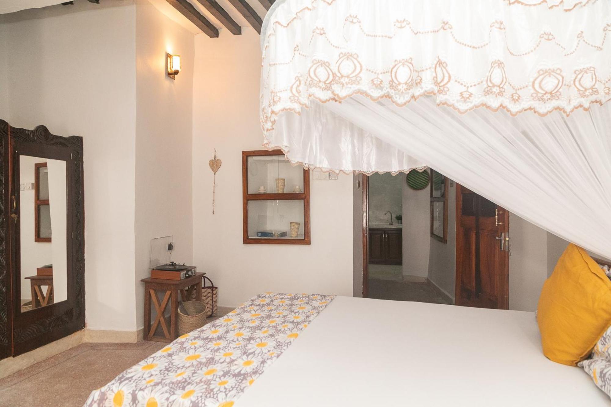 Zanzibar Spice Nest House Hotel Екстериор снимка